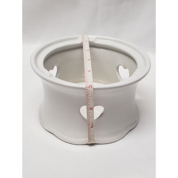 White 3 Cut Out Heart Large Candle Holder - Picture 6 of 7